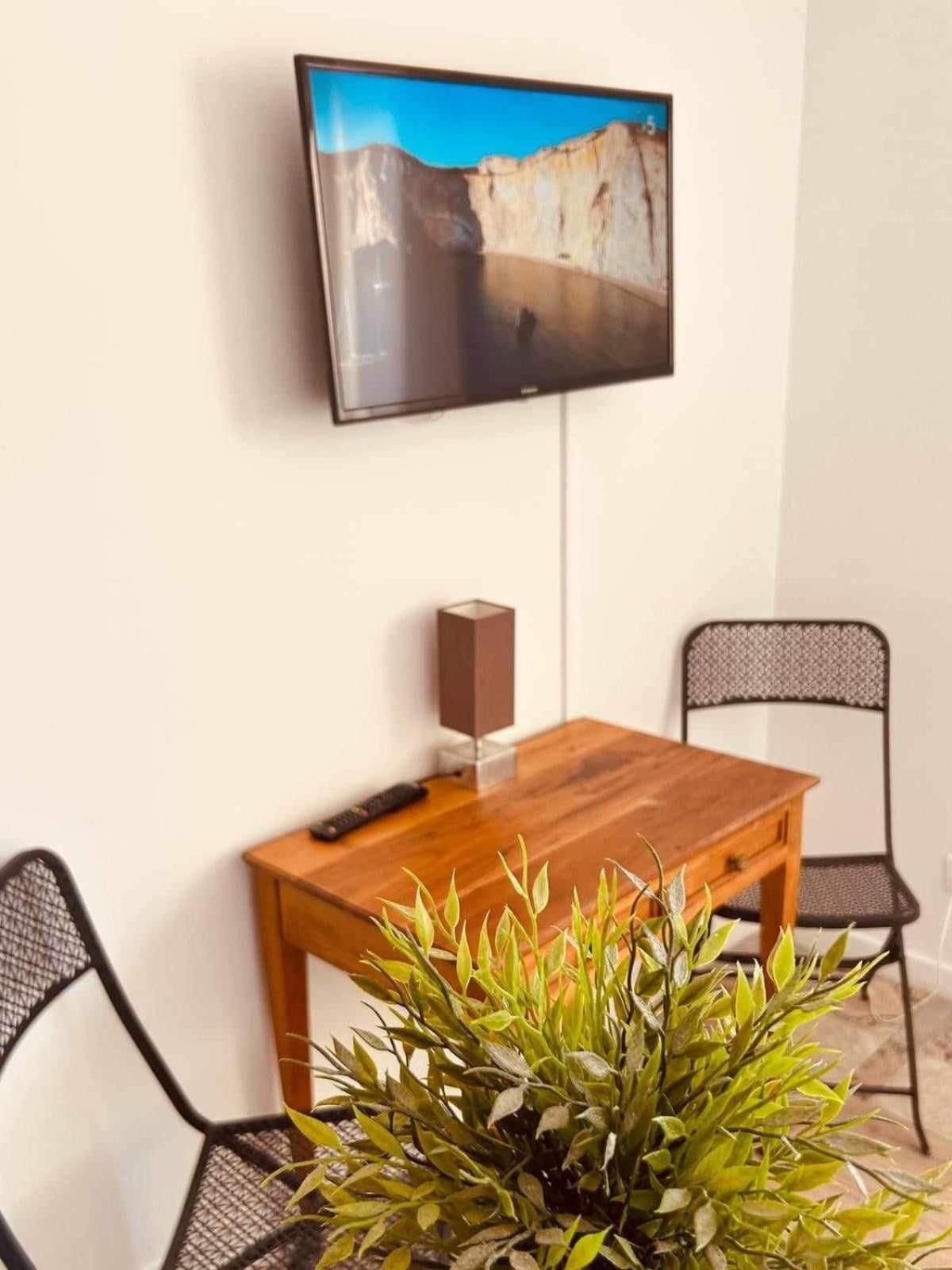 Studio 7 Eden Saint-Tropez Exterior photo